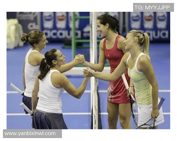 伊万诺维奇与莎拉波娃的精彩对决在CCTV直播中引发热议